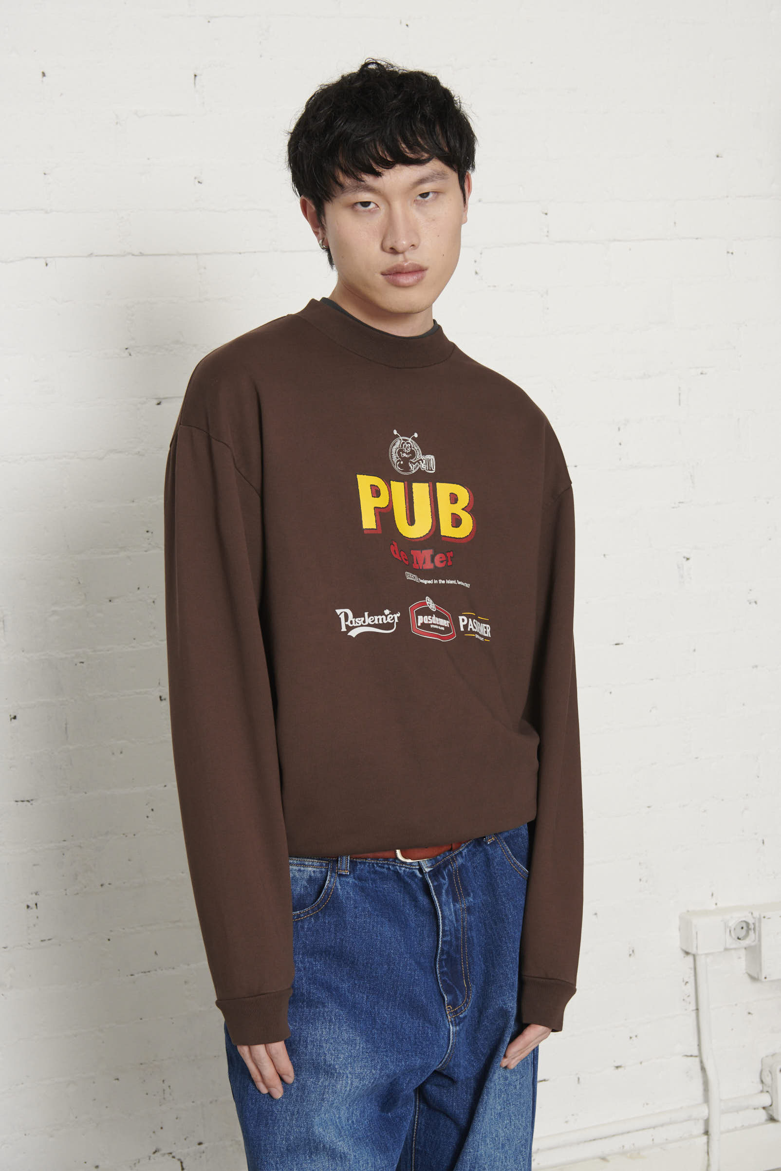 Pub Sweatshirt